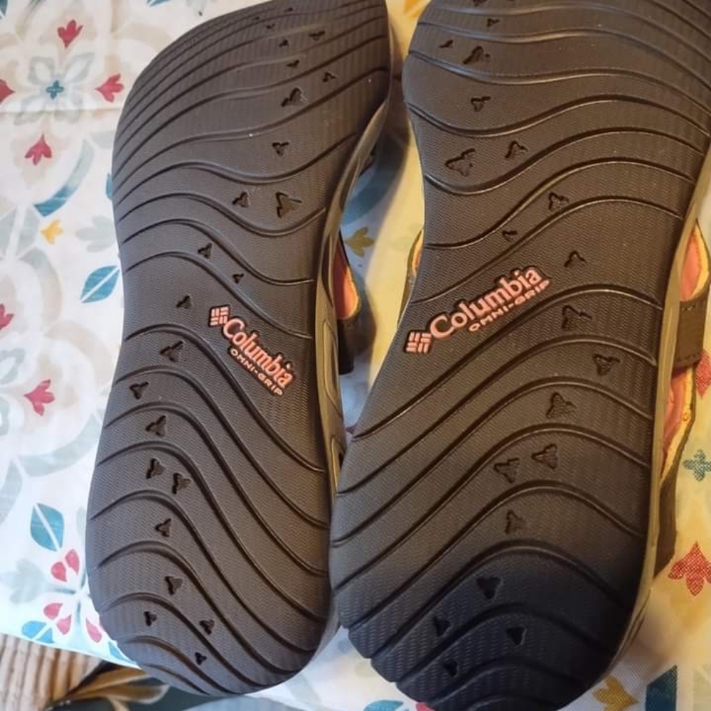 Columbia Sandals - Picture 4 of 5